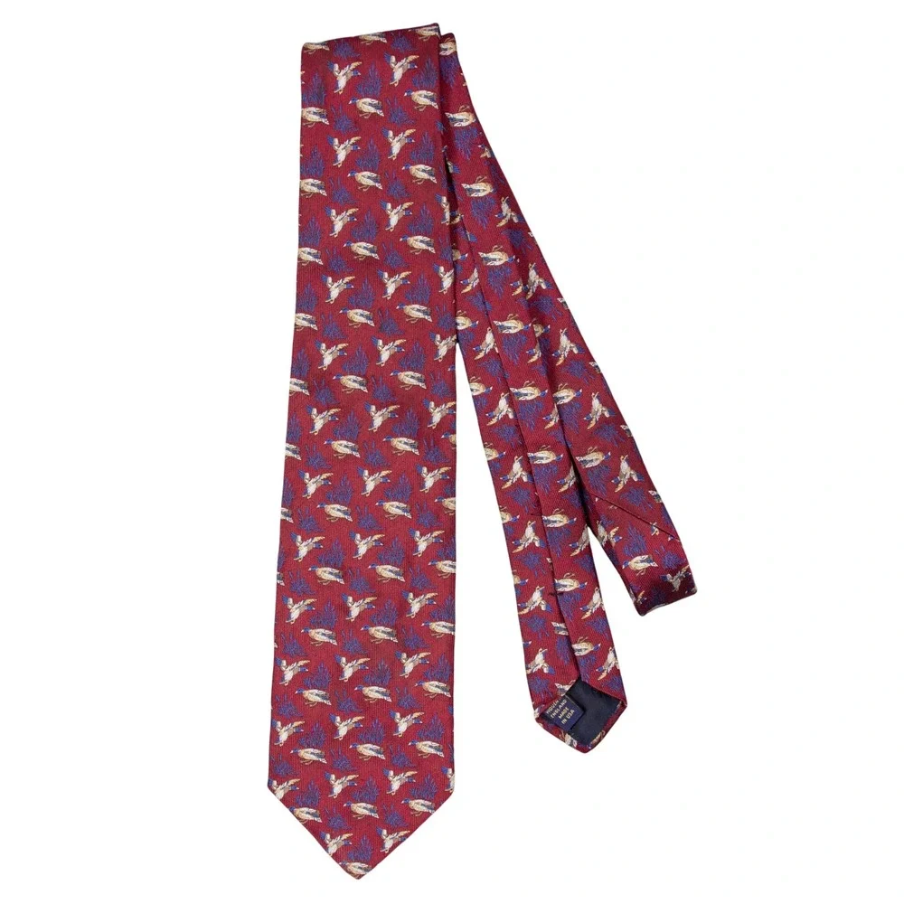 Brooks Brothers Makers Red Silk Mallard Duck Flying Tie Made in‎ USA